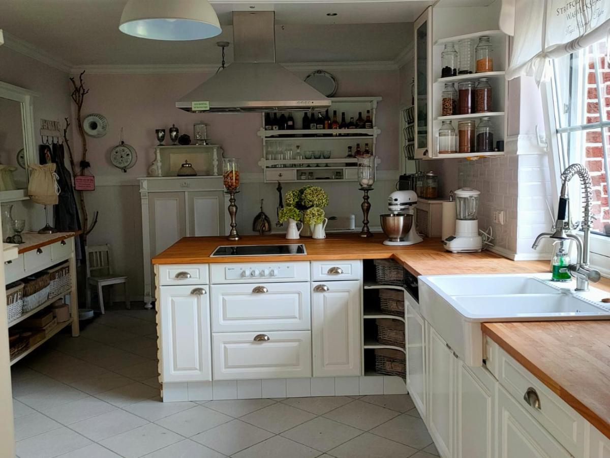 Luana'S White Cottage Surwold Экстерьер фото